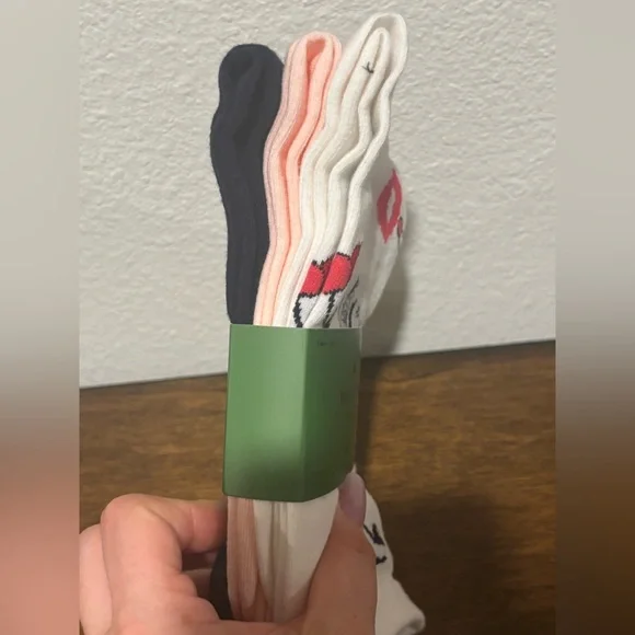 Kate Spade Playful Lips and Hearts Socks 3 pack - Picture 3 of 4